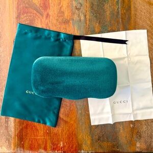 Gucci Large Sunglass / Eyewear Case in Teal w/ Silk dust bag & microfiber cloth